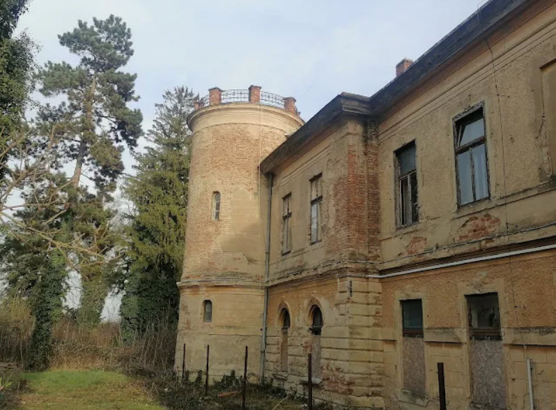 Gothard-Kastély, Hungary